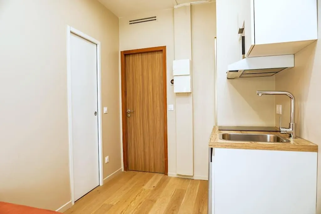 Neuf Beaux Quartiers 17eme Arrondissement Апартаменты *